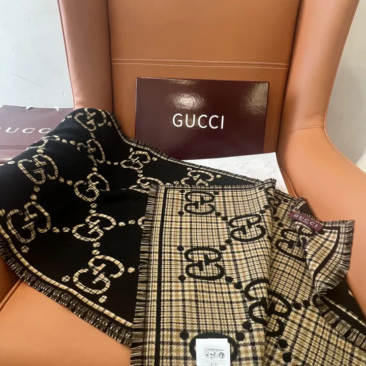 スーパーコピー グッチ マフラー