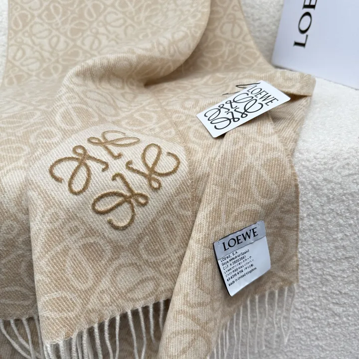 スーパーコピー ロエベ マフラー