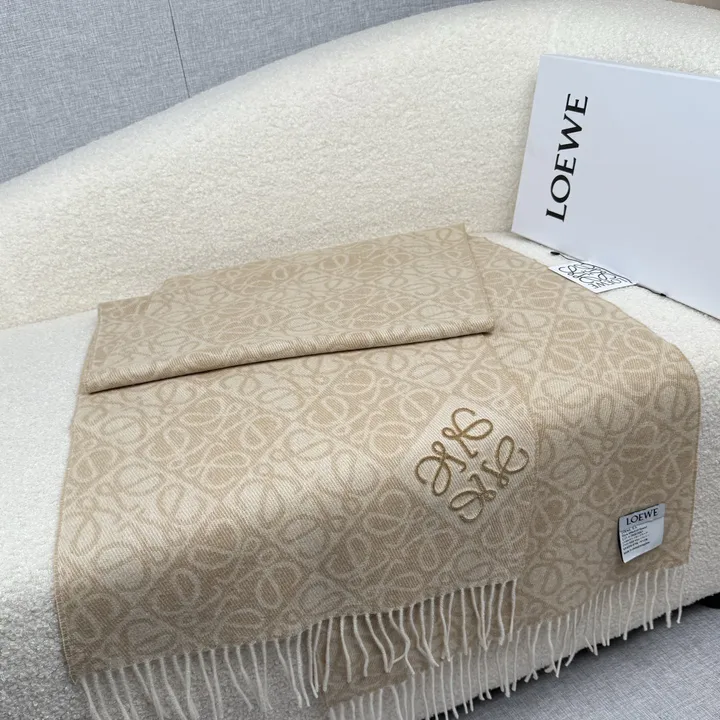 スーパーコピー ロエベ マフラー