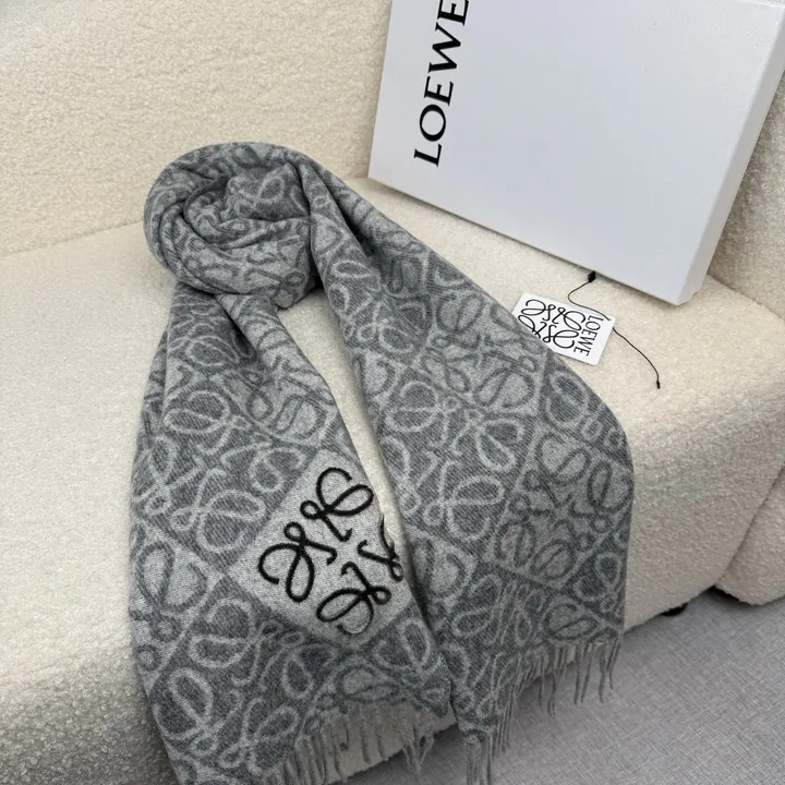 スーパーコピー ロエベ マフラー