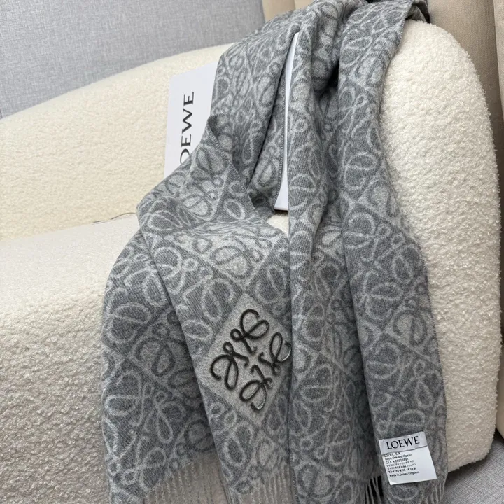 スーパーコピー ロエベ マフラー