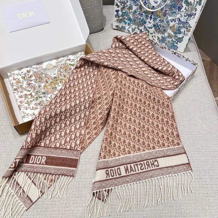 スーパーコピー ディオール マフラー