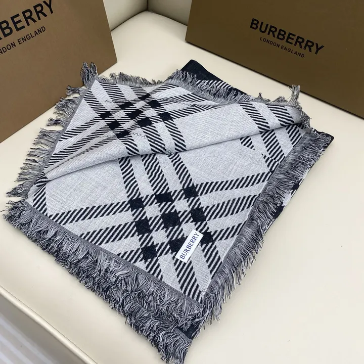 スーパーコピー バーバリー ス マフラー