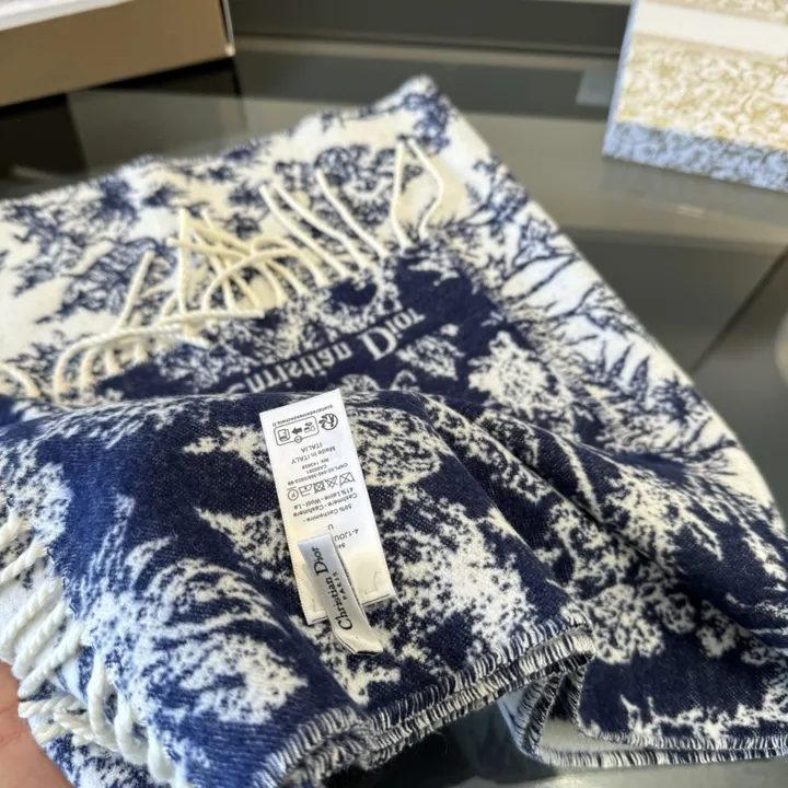 スーパーコピー ディオール マフラー