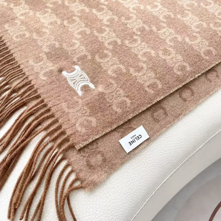 スーパーコピー セリーヌ マフラー