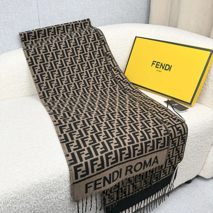 スーパーコピー フェンディ マフラー