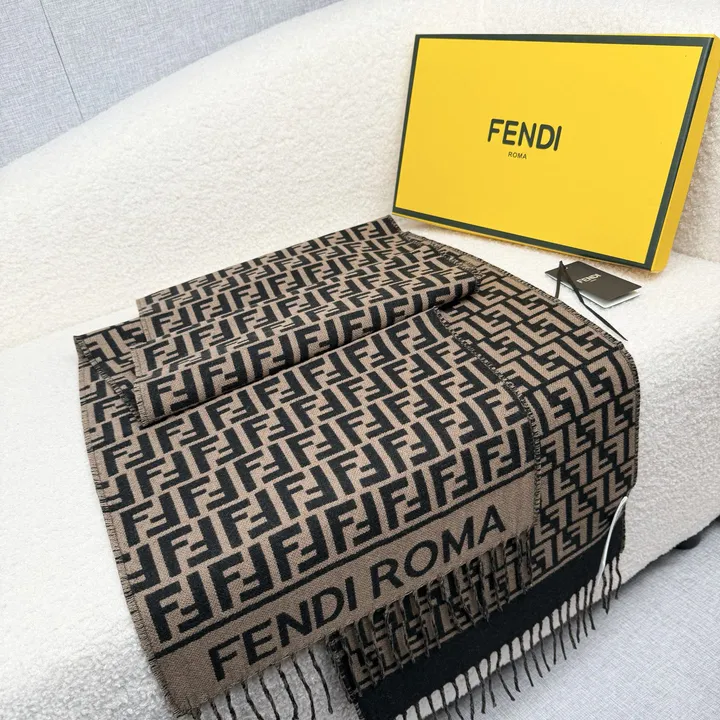 スーパーコピー フェンディ マフラー