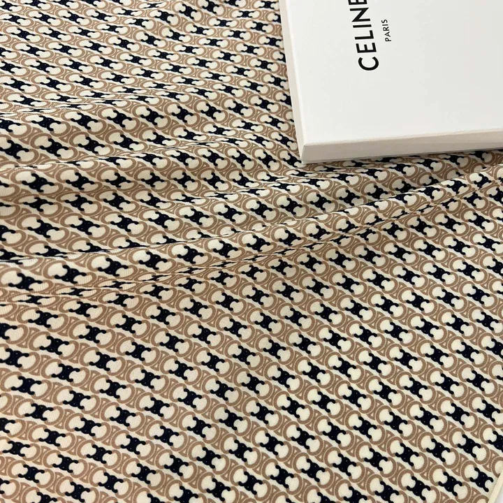 スーパーコピー ロエベ マフラー