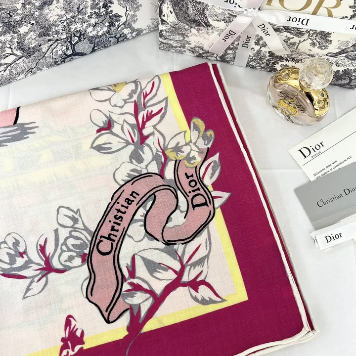 スーパーコピー ディオール マフラー