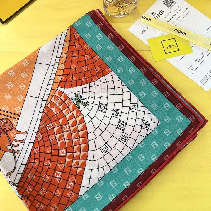 スーパーコピー フェンディ マフラー