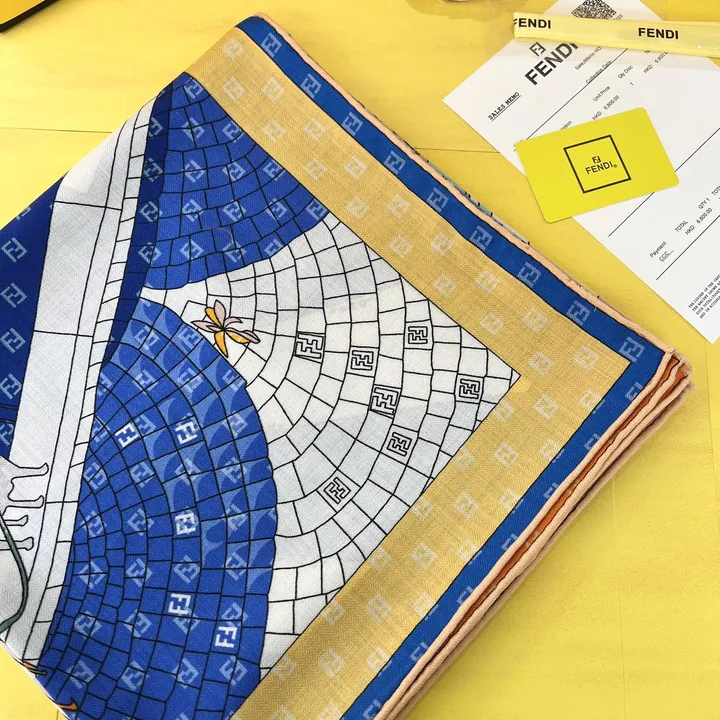 スーパーコピー フェンディ マフラー