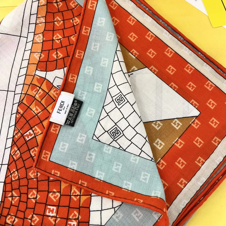 スーパーコピー フェンディ マフラー