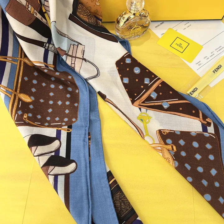 スーパーコピー フェンディ マフラー