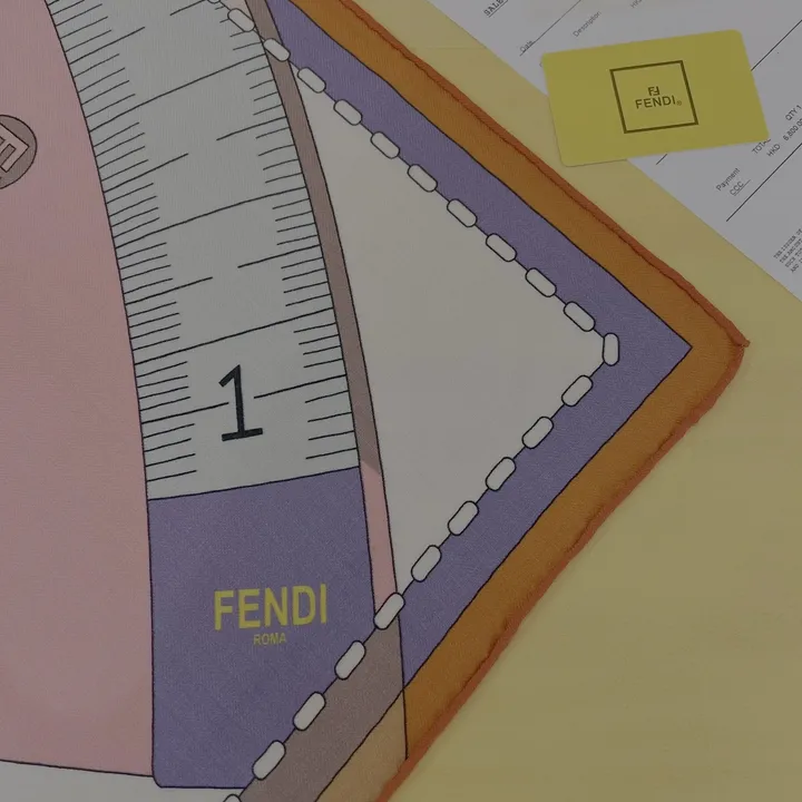 スーパーコピー フェンディ マフラー