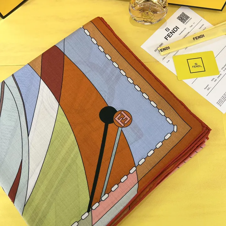 スーパーコピー フェンディ マフラー