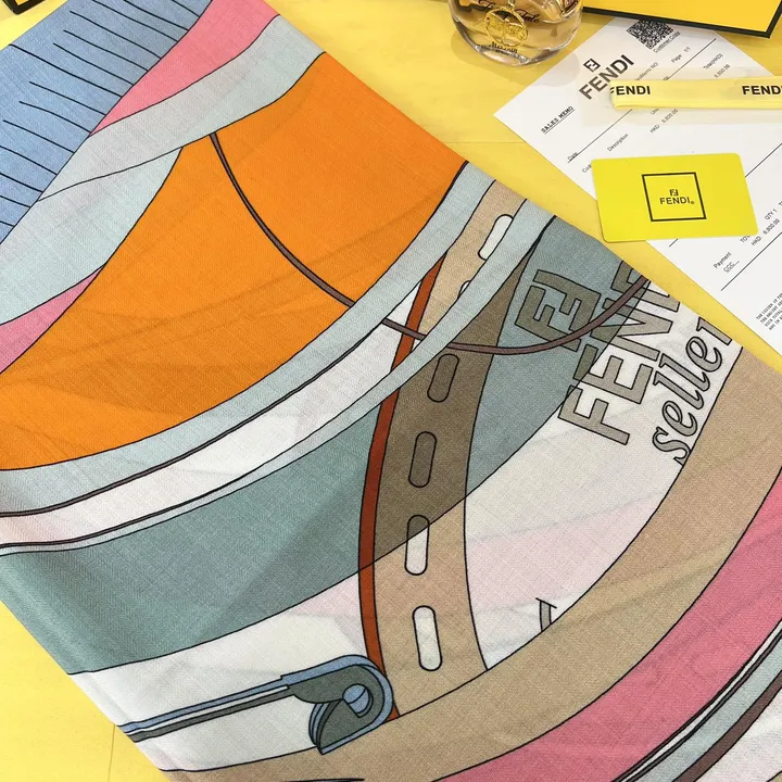 スーパーコピー フェンディ マフラー