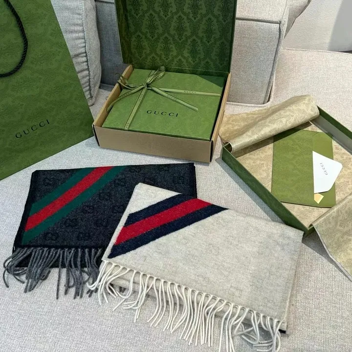 スーパーコピー グッチ マフラー