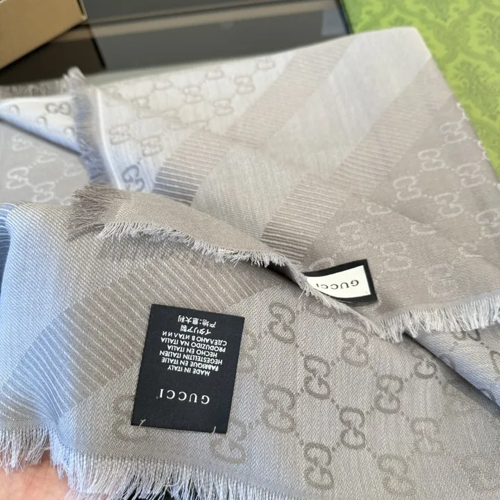 スーパーコピー グッチ マフラー