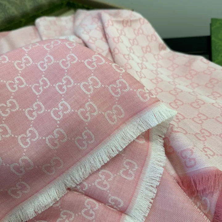 スーパーコピー グッチ マフラー