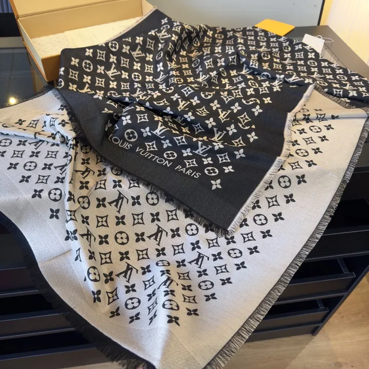 スーパーコピー ルイヴィトン マフラー