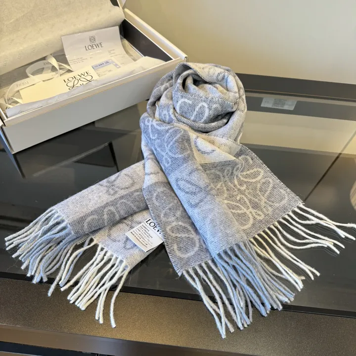 スーパーコピー ロエベ マフラー