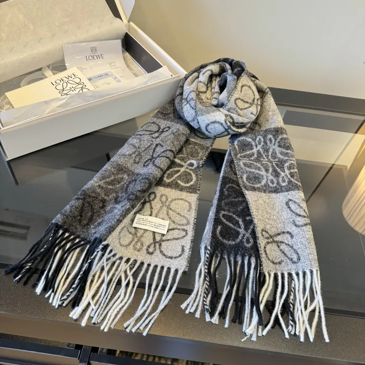 スーパーコピー ロエベ マフラー