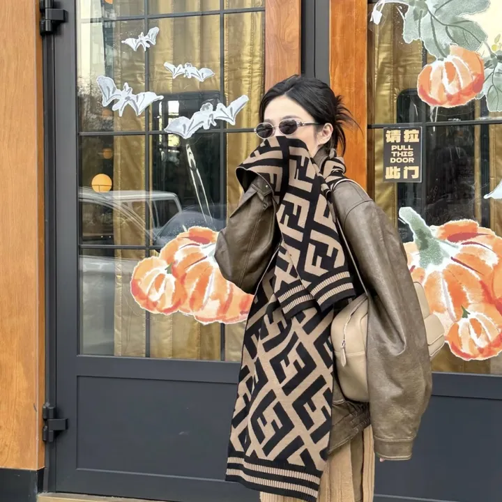 スーパーコピー フェンディ マフラー