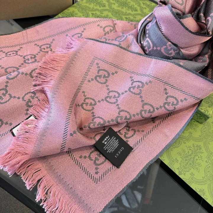 スーパーコピー グッチ マフラー