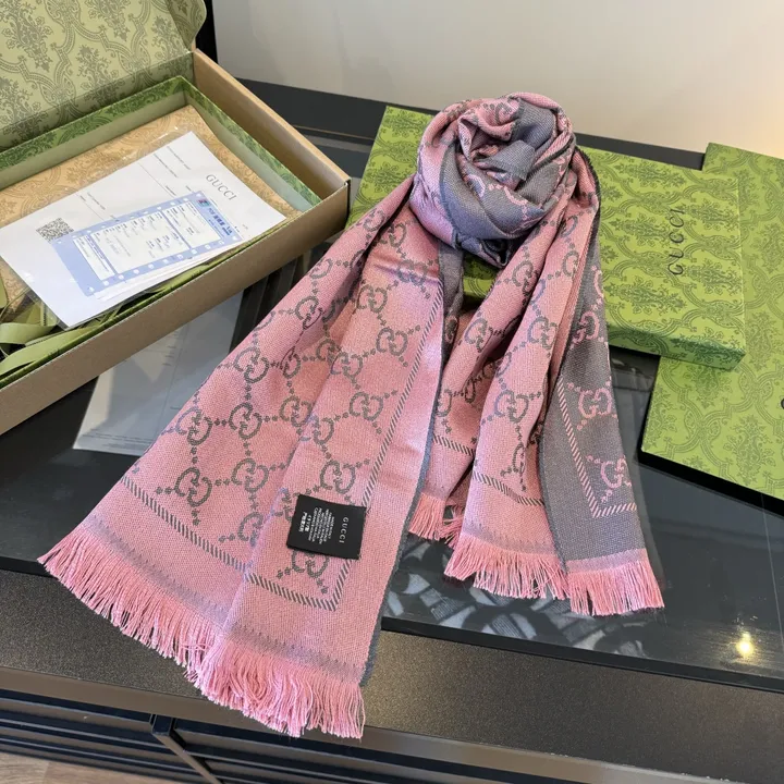 スーパーコピー グッチ マフラー