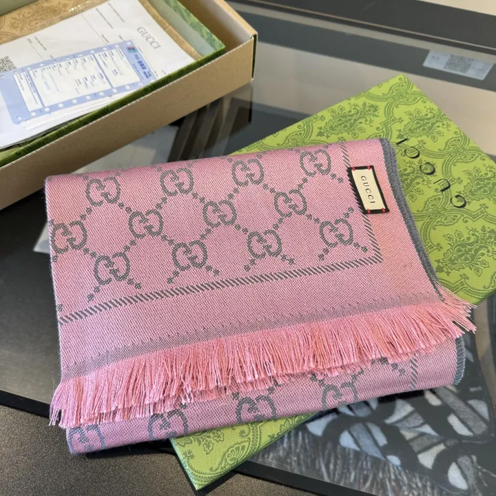 スーパーコピー グッチ マフラー