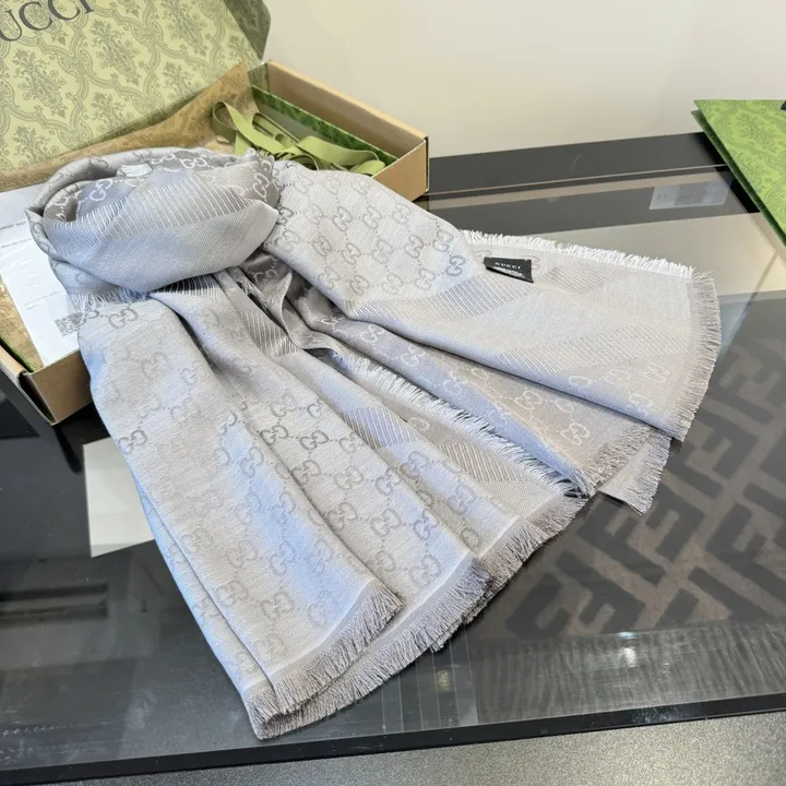 スーパーコピー グッチ マフラー