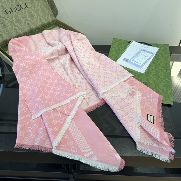 スーパーコピー グッチ マフラー