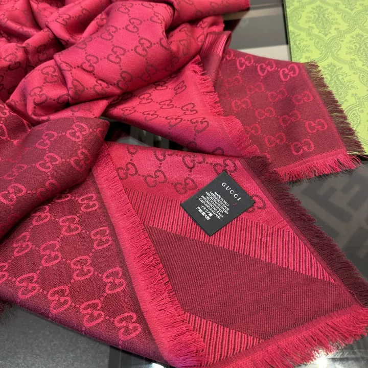 スーパーコピー グッチ マフラー