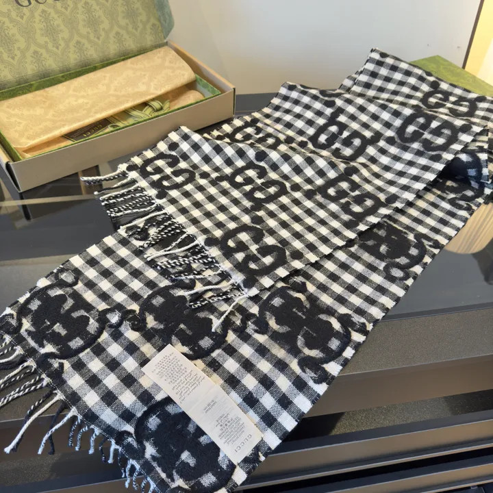 スーパーコピー グッチ マフラー