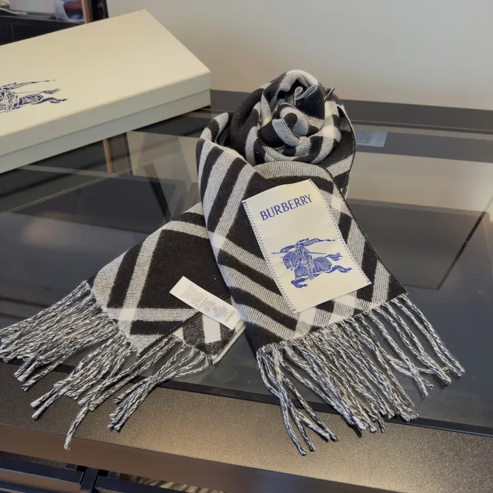 スーパーコピー バーバリー ス マフラー