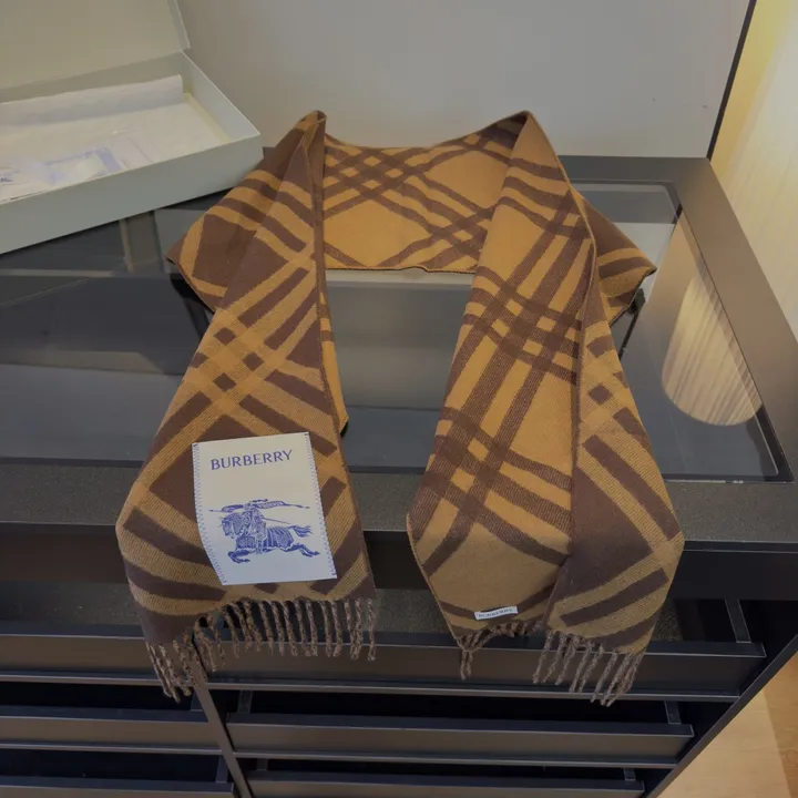 スーパーコピー バーバリー ス マフラー