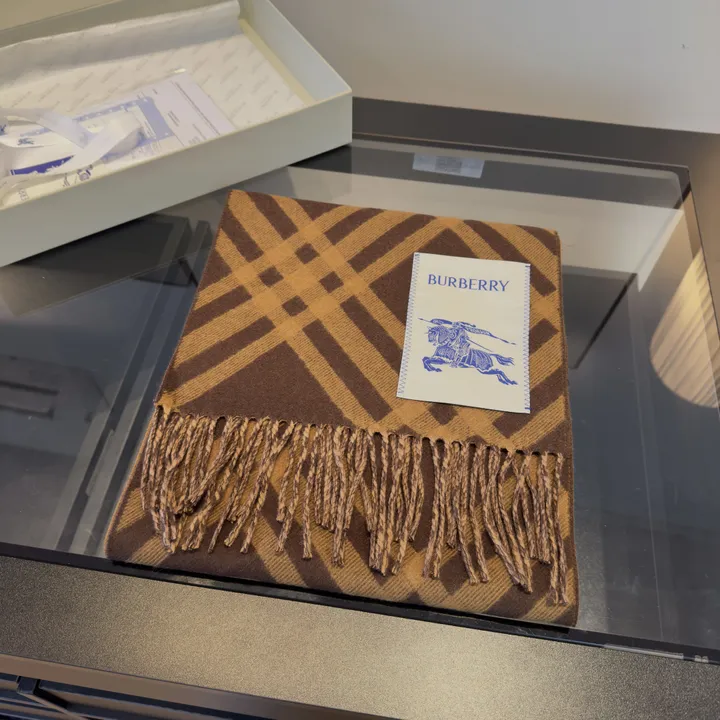 スーパーコピー バーバリー ス マフラー