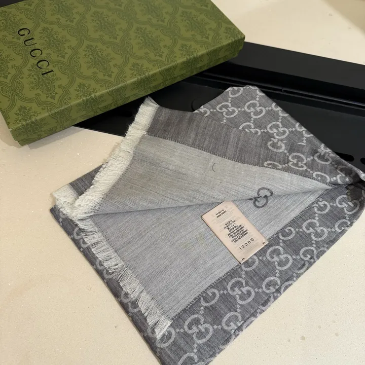 スーパーコピー グッチ マフラー