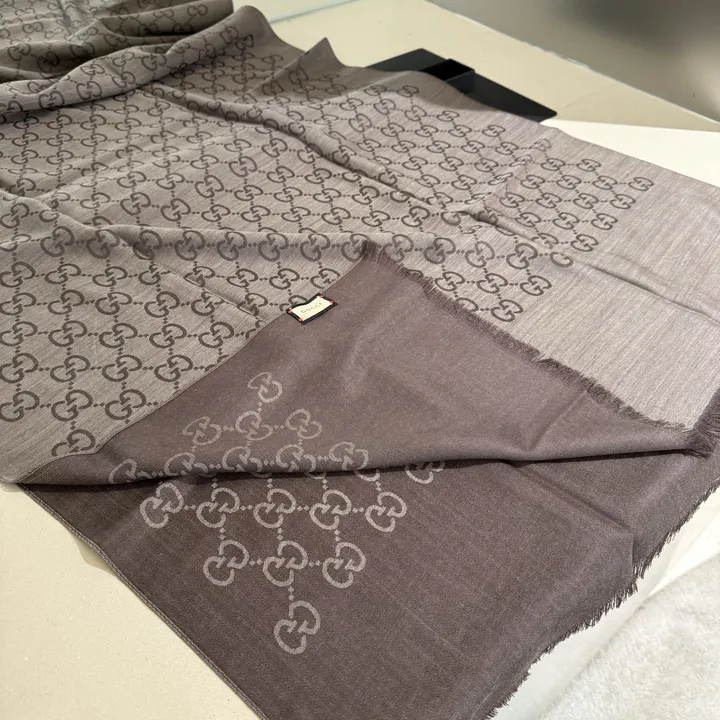 スーパーコピー グッチ マフラー