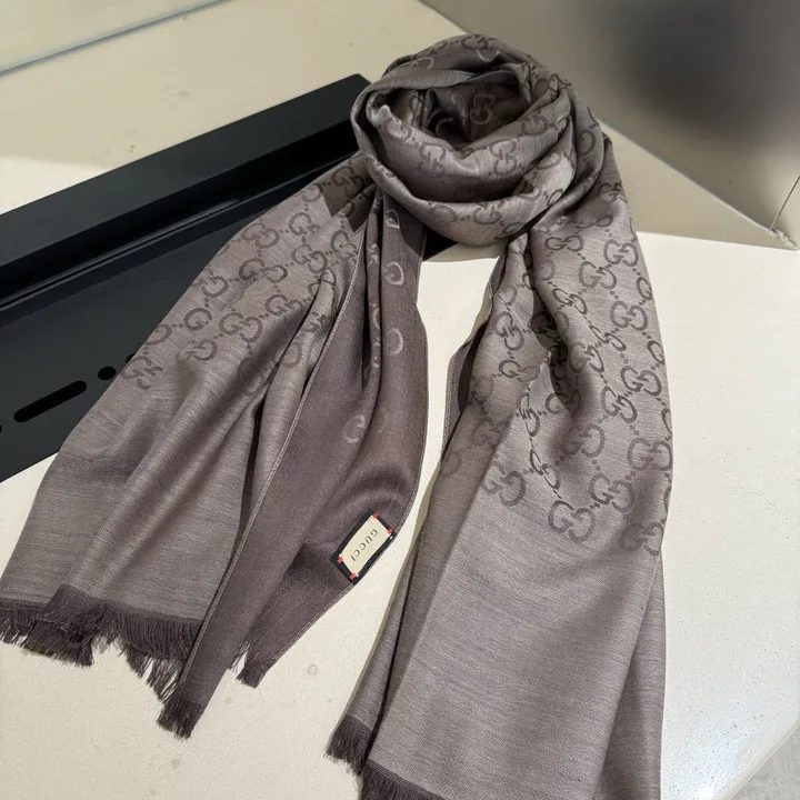 スーパーコピー グッチ マフラー