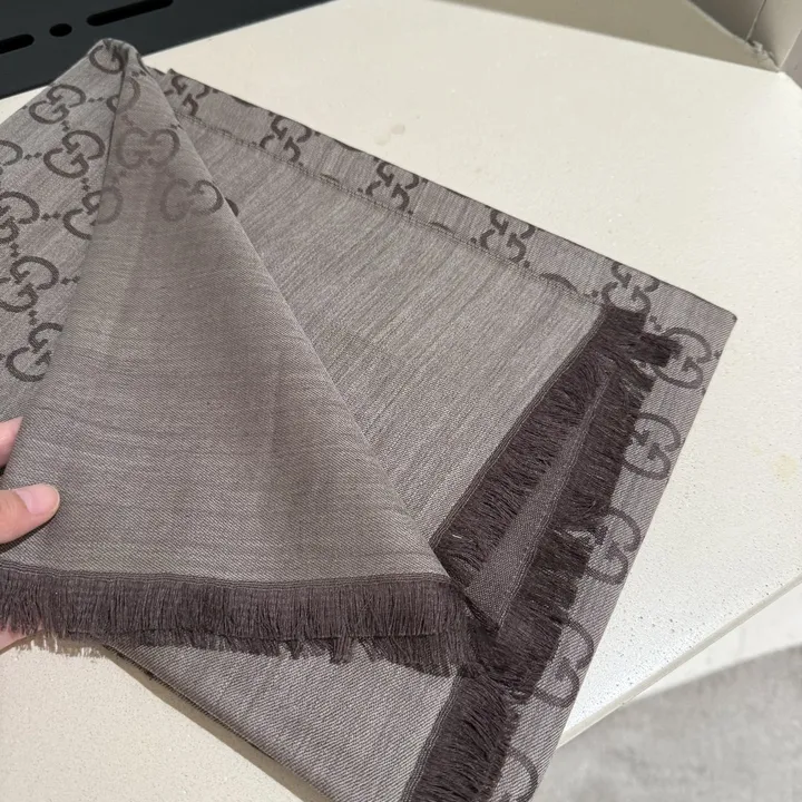 スーパーコピー グッチ マフラー