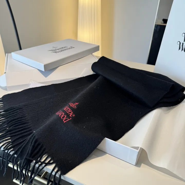 スーパーコピー ヴィヴィアン・ウエストウッド マフラー