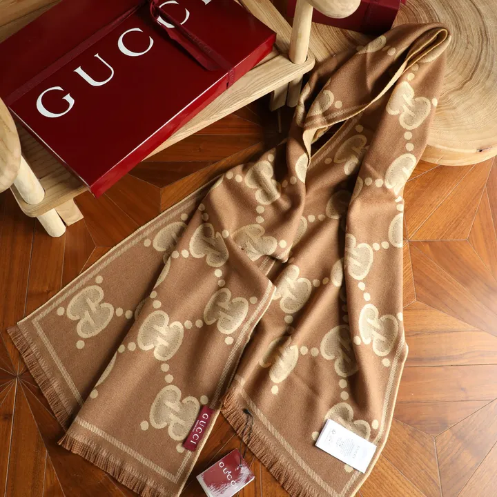 スーパーコピー グッチ マフラー