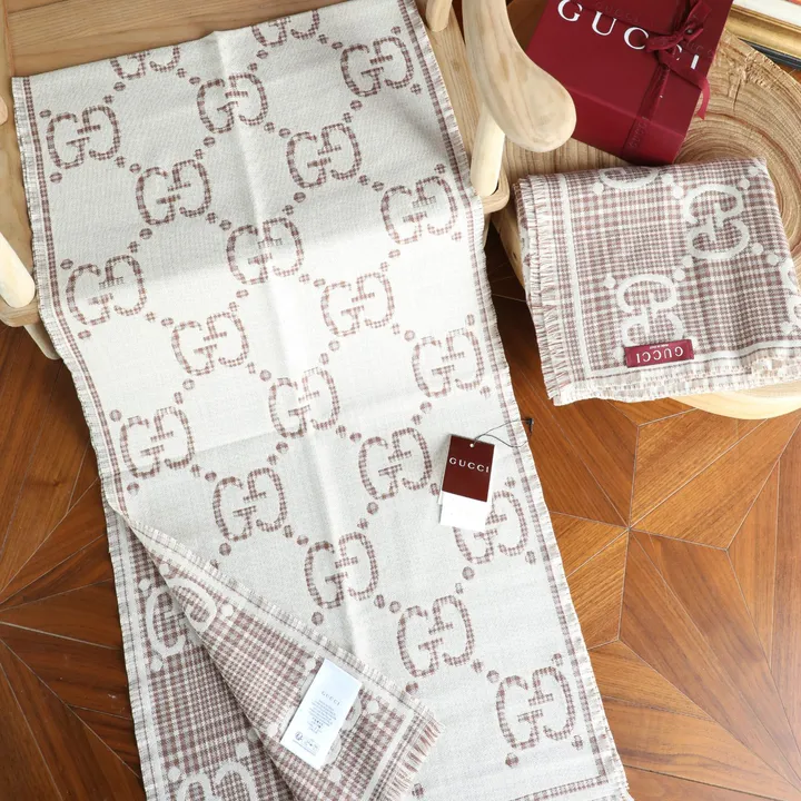 スーパーコピー グッチ マフラー