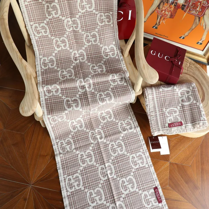 スーパーコピー グッチ マフラー