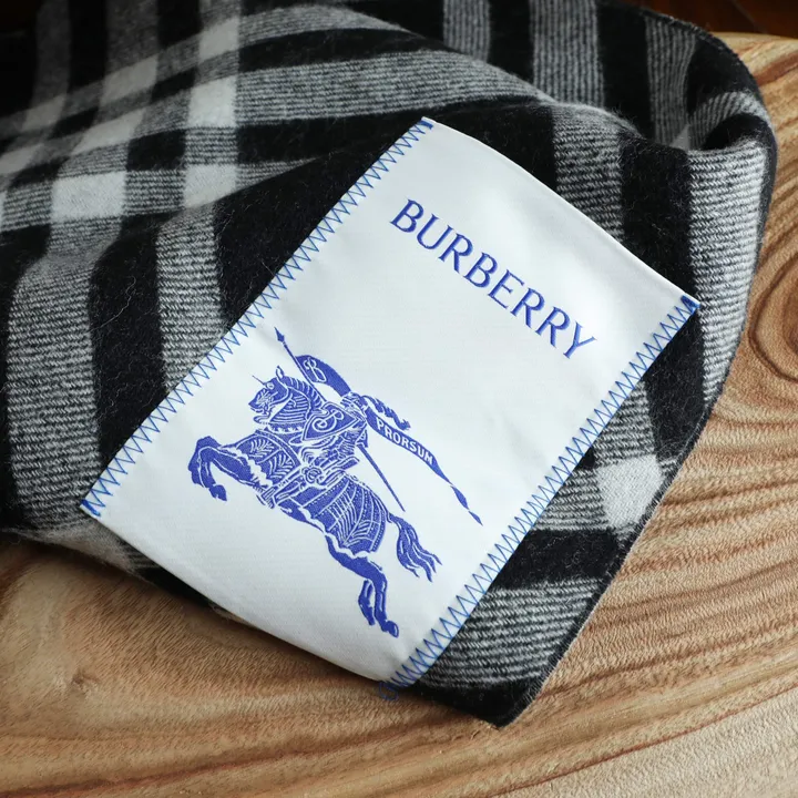 スーパーコピー バーバリー ス マフラー