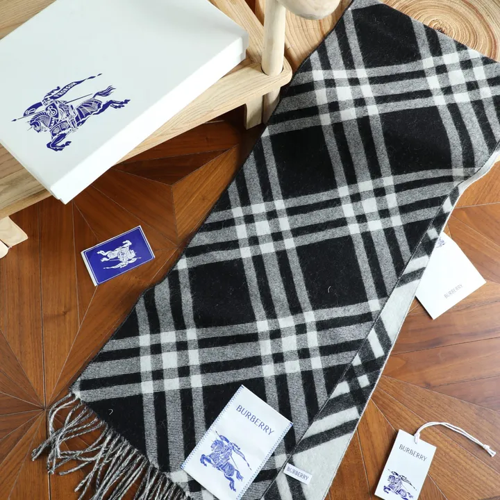 スーパーコピー バーバリー ス マフラー