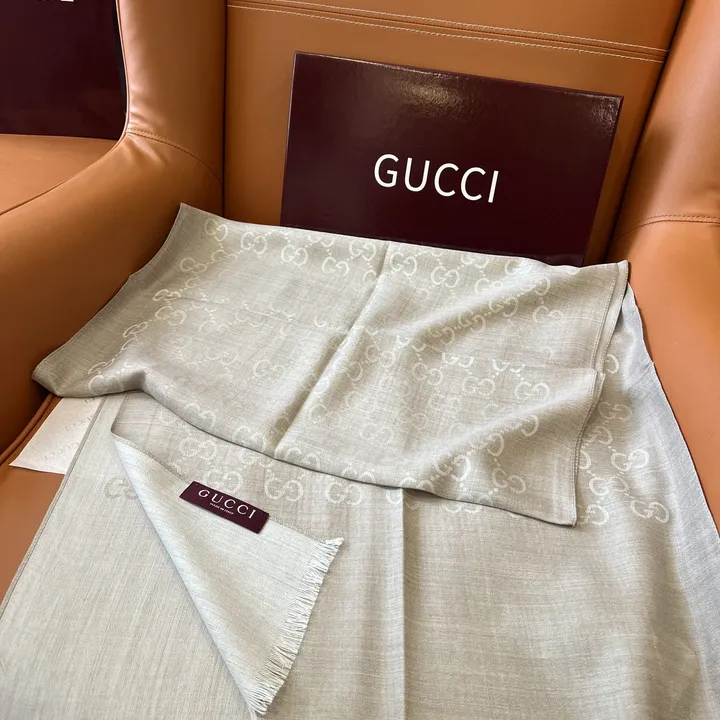 スーパーコピー グッチ マフラー