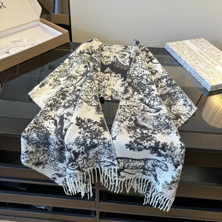 スーパーコピー ディオール マフラー