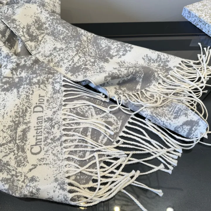 スーパーコピー ディオール マフラー